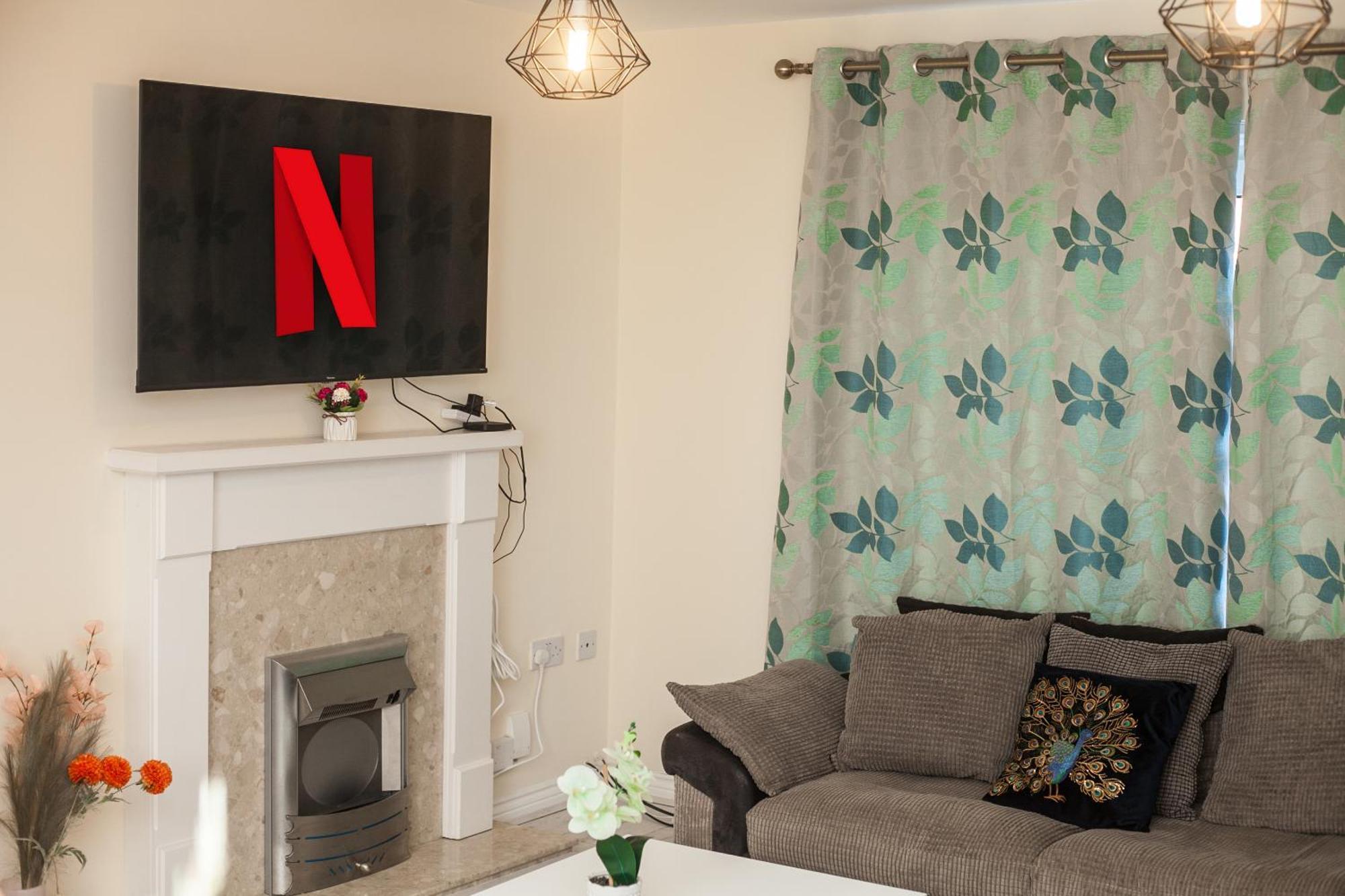 Avril Warwickshire Home Stay Nuneaton Kültér fotó
